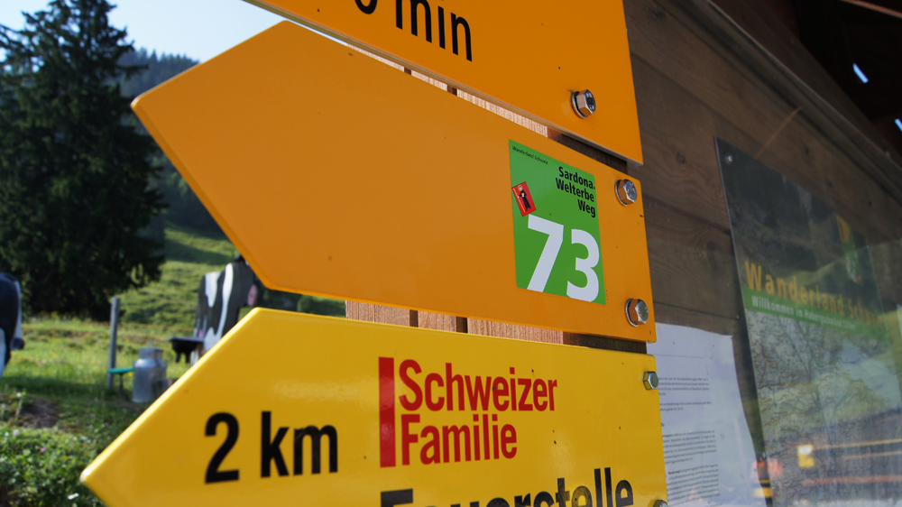Der Sardona Welterbeweg ist einheitlich beschildert (Route 73).
