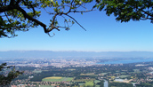 Im Aufstieg zum Mont Salève öffnen sich grandiose Ausblicke.