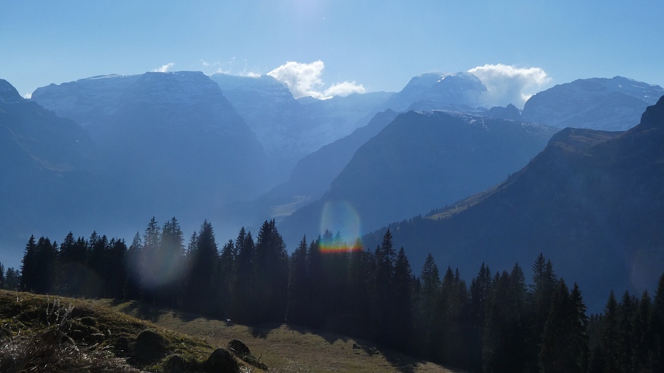 Die Wanderungen in der Region Braunwald bieten grandiose Ausblicke.