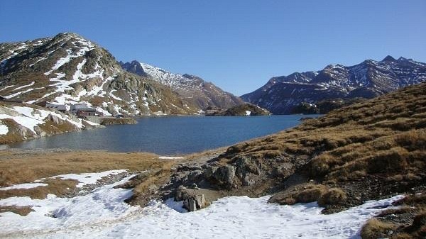 Einer der Bergseen entlang der Bergwanderung 9 Seen-Weg im Obergoms ((© Obergoms Tourismus). Einer der Bergseen entlang der Bergwanderung 9 Seen-Weg im Obergoms ((© Obergoms Tourismus).
