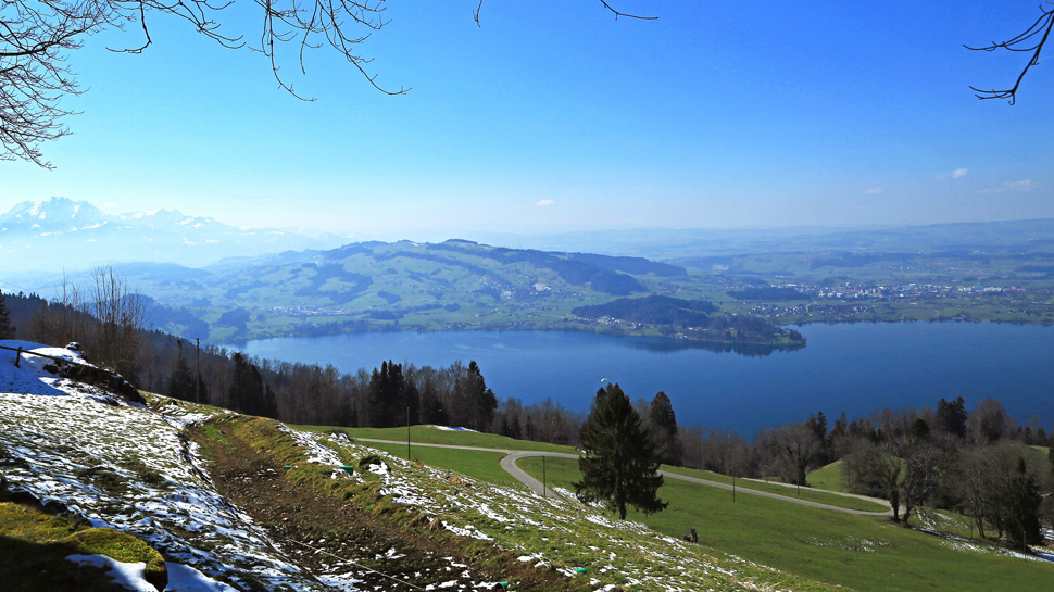 Panorama-Rundweg auf dem Zugerberg