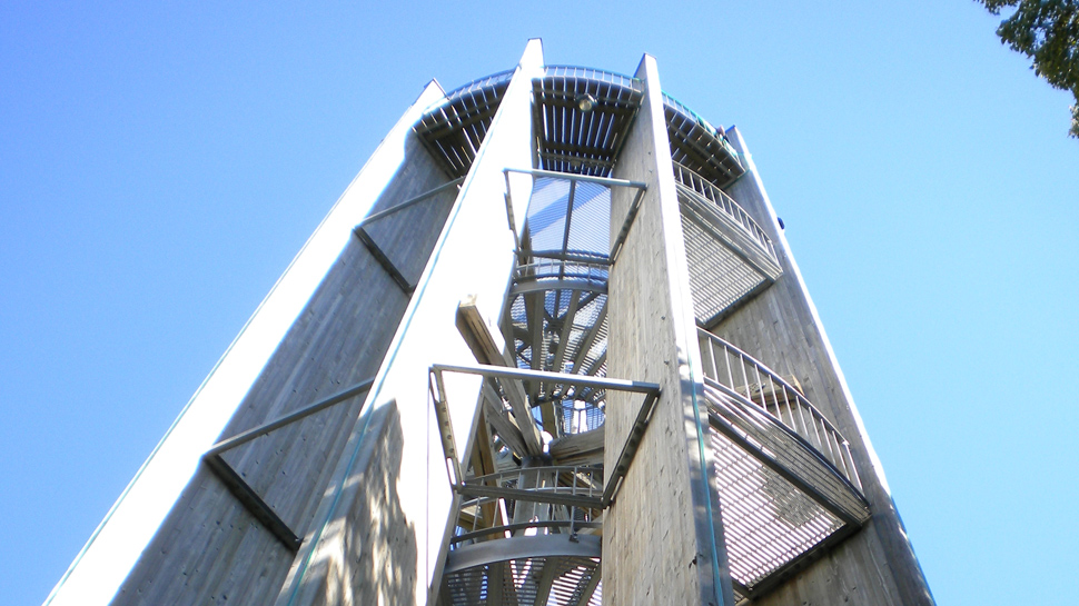 Rundwanderung zum Aussichtsturm auf dem Gurten